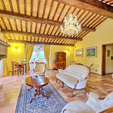 Contessa Villa Gubbio